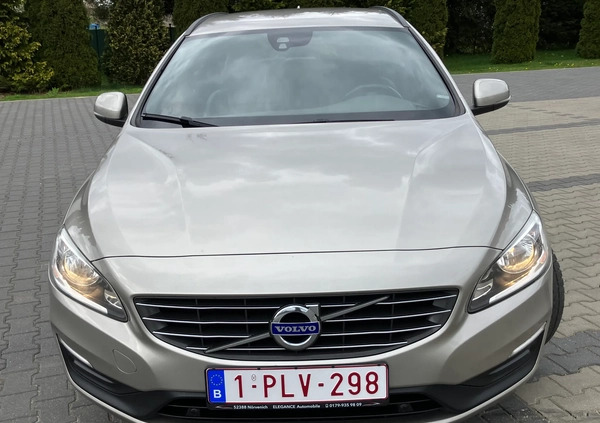 Volvo V60 cena 42900 przebieg: 245324, rok produkcji 2014 z Polanów małe 781